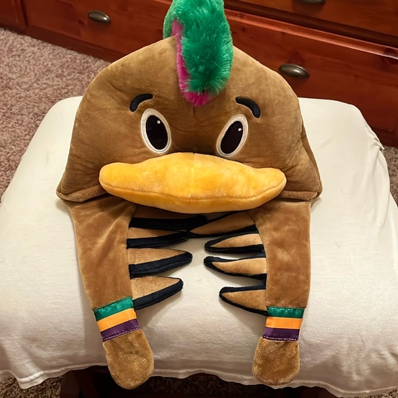 NBA Other - New Orleans Pelicans NBA Mardi Gras Plush Hat